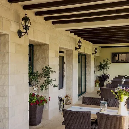 Maslina Guest house 3*