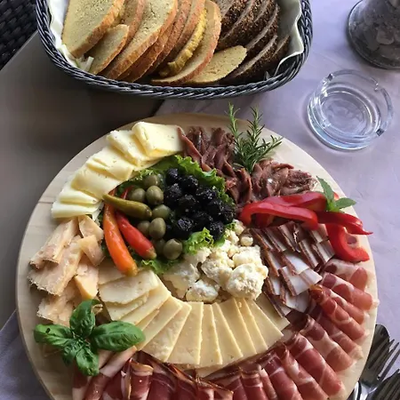 بيت ضيافة ضيافة ماسلينا نيوم