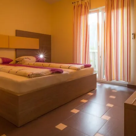 Guest house Maslina 3*